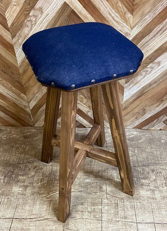 アンティーク調ハンドメイドスツール