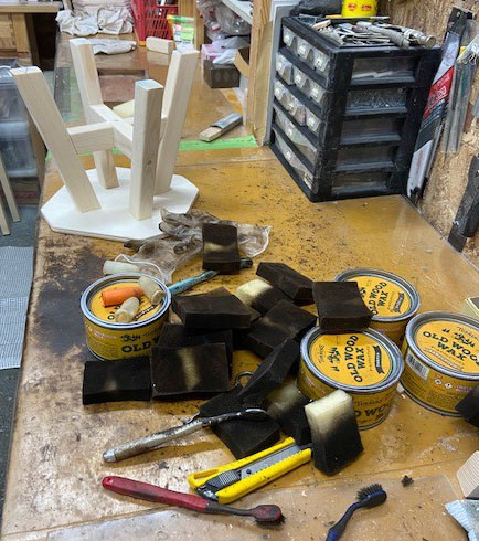 オールドワックスでオイル塗装してアンティーク調に